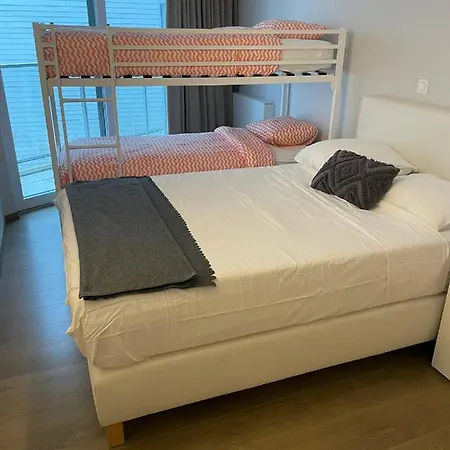 Vakantieappartement - Gratis Garage - Topligging Ostend Exterior photo